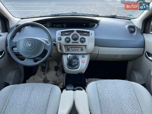 Красный Рено Сценик, объемом двигателя 1.6 л и пробегом 222 тыс. км за 4800 $, фото 20 на Automoto.ua