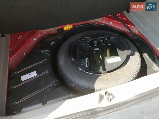 Красный Рено Сценик, объемом двигателя 1.6 л и пробегом 239 тыс. км за 5300 $, фото 16 на Automoto.ua