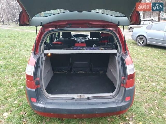 Червоний Рено Сценік, об'ємом двигуна 1.6 л та пробігом 130 тис. км за 3500 $, фото 11 на Automoto.ua