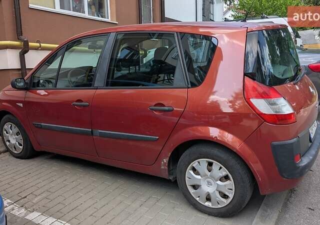 Красный Рено Сценик, объемом двигателя 1.6 л и пробегом 205 тыс. км за 4000 $, фото 1 на Automoto.ua