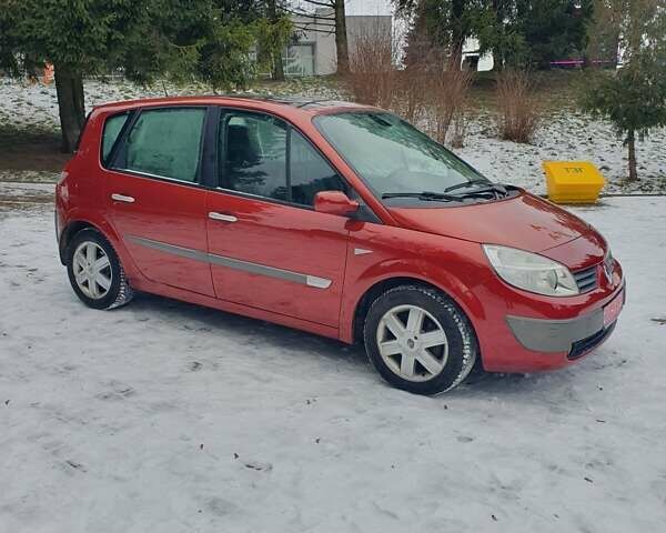 Красный Рено Сценик, объемом двигателя 1.6 л и пробегом 246 тыс. км за 4900 $, фото 1 на Automoto.ua