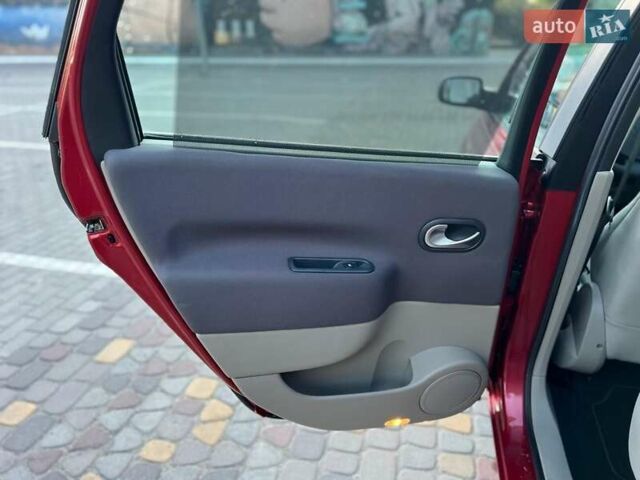 Красный Рено Сценик, объемом двигателя 1.6 л и пробегом 222 тыс. км за 4800 $, фото 22 на Automoto.ua