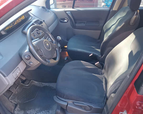 Красный Рено Сценик, объемом двигателя 1.6 л и пробегом 300 тыс. км за 4800 $, фото 8 на Automoto.ua