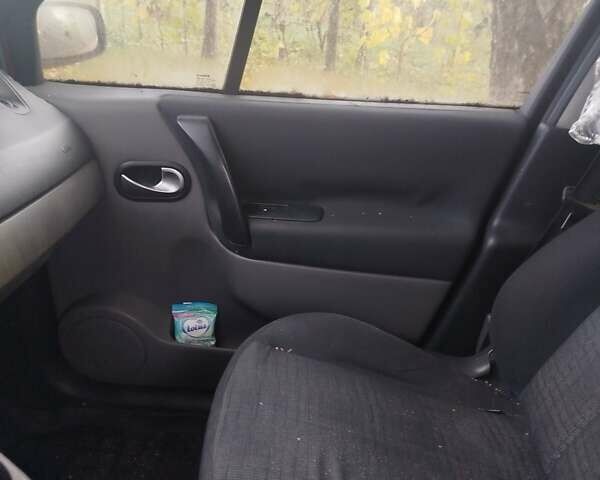 Червоний Рено Сценік, об'ємом двигуна 1.46 л та пробігом 284 тис. км за 3600 $, фото 8 на Automoto.ua