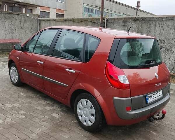 Рено Сценик 2007 в Сумах на Automoto.ua Красный Рено Сценик, объемом двигателя 1.6 л и пробегом 189 тыс. км за 4650 $, фото 1 на Automoto.ua
