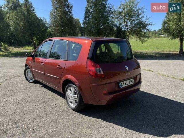 Красный Рено Сценик, объемом двигателя 1.6 л и пробегом 245 тыс. км за 5000 $, фото 3 на Automoto.ua