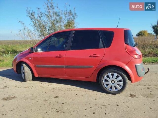 Красный Рено Сценик, объемом двигателя 1.6 л и пробегом 340 тыс. км за 4400 $, фото 2 на Automoto.ua