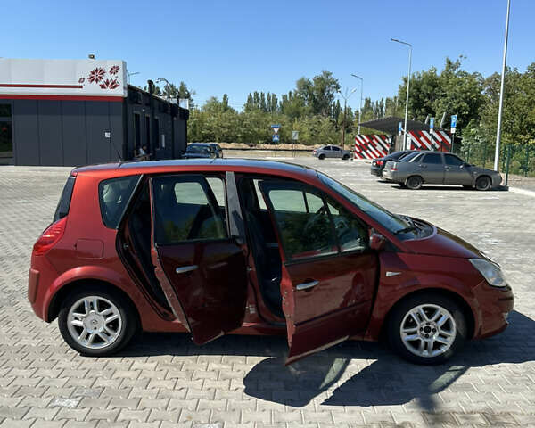 Красный Рено Сценик, объемом двигателя 1.5 л и пробегом 380 тыс. км за 4500 $, фото 6 на Automoto.ua