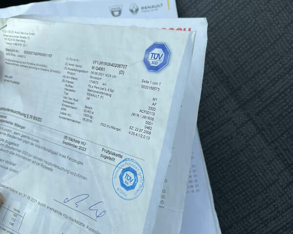 Червоний Рено Сценік, об'ємом двигуна 1.6 л та пробігом 201 тис. км за 5500 $, фото 36 на Automoto.ua