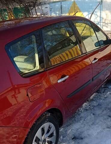 Красный Рено Сценик, объемом двигателя 1.5 л и пробегом 240 тыс. км за 5700 $, фото 3 на Automoto.ua