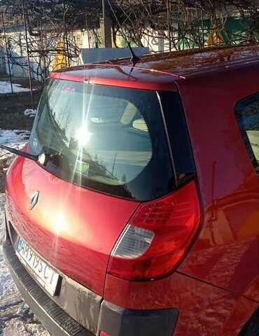 Красный Рено Сценик, объемом двигателя 1.5 л и пробегом 240 тыс. км за 5700 $, фото 4 на Automoto.ua