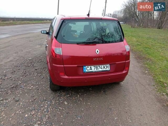 Красный Рено Сценик, объемом двигателя 1.6 л и пробегом 184 тыс. км за 6300 $, фото 3 на Automoto.ua
