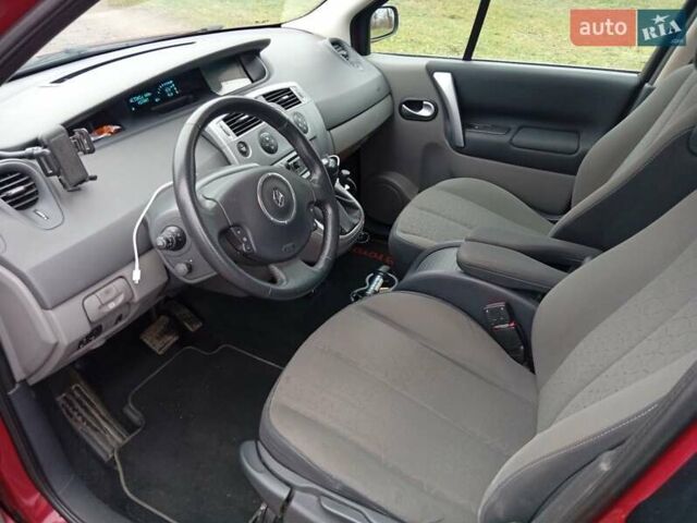 Красный Рено Сценик, объемом двигателя 1.6 л и пробегом 184 тыс. км за 6300 $, фото 5 на Automoto.ua