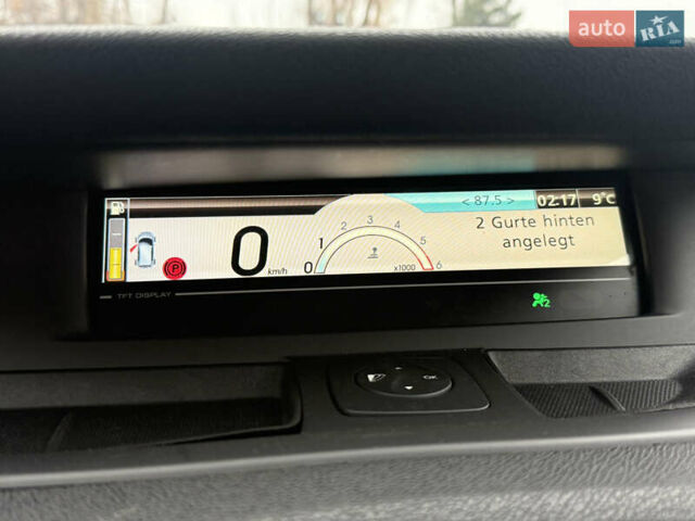 Красный Рено Сценик, объемом двигателя 1.46 л и пробегом 185 тыс. км за 7900 $, фото 8 на Automoto.ua