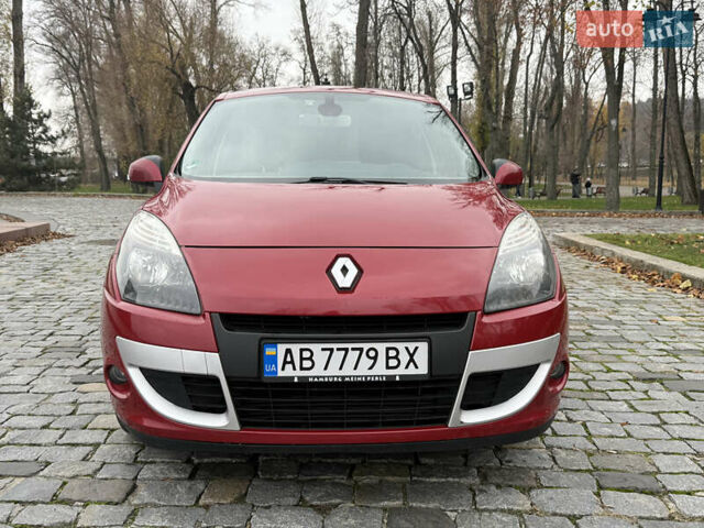 Красный Рено Сценик, объемом двигателя 1.46 л и пробегом 185 тыс. км за 7900 $, фото 1 на Automoto.ua