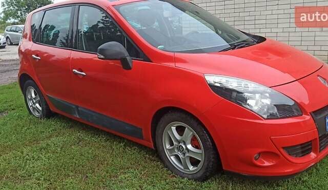 Червоний Рено Сценік, об'ємом двигуна 1.5 л та пробігом 190 тис. км за 7200 $, фото 8 на Automoto.ua