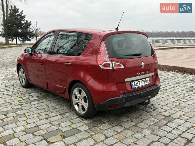 Красный Рено Сценик, объемом двигателя 1.46 л и пробегом 185 тыс. км за 7900 $, фото 4 на Automoto.ua