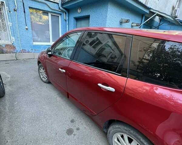 Красный Рено Сценик, объемом двигателя 1.5 л и пробегом 283 тыс. км за 6300 $, фото 2 на Automoto.ua