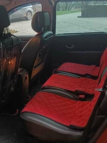 Красный Рено Сценик, объемом двигателя 1.87 л и пробегом 264 тыс. км за 8300 $, фото 16 на Automoto.ua