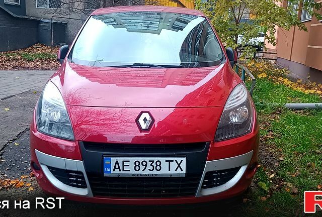 Червоний Рено Сценік, об'ємом двигуна 1.9 л та пробігом 264 тис. км за 7699 $, фото 5 на Automoto.ua
