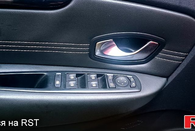 Червоний Рено Сценік, об'ємом двигуна 1.9 л та пробігом 264 тис. км за 7699 $, фото 2 на Automoto.ua