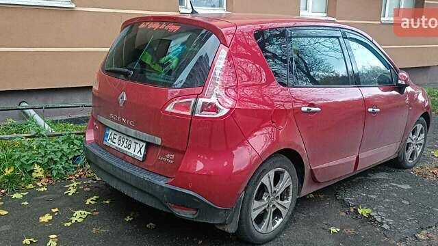 Красный Рено Сценик, объемом двигателя 1.87 л и пробегом 264 тыс. км за 8300 $, фото 6 на Automoto.ua