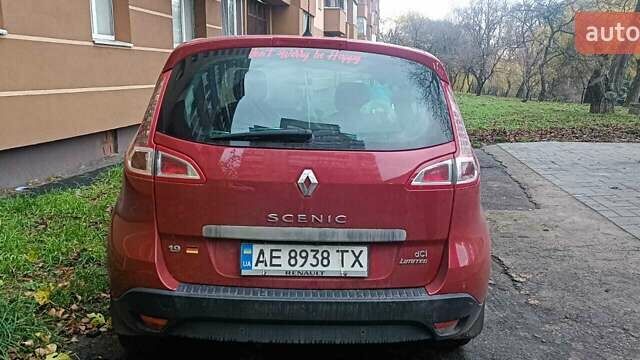 Красный Рено Сценик, объемом двигателя 1.87 л и пробегом 264 тыс. км за 8300 $, фото 10 на Automoto.ua