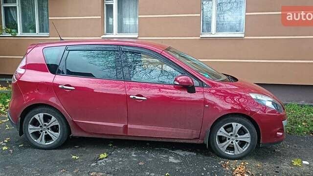 Красный Рено Сценик, объемом двигателя 1.87 л и пробегом 264 тыс. км за 8300 $, фото 7 на Automoto.ua