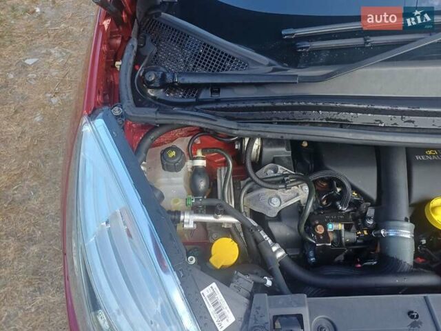 Красный Рено Сценик, объемом двигателя 1.46 л и пробегом 140 тыс. км за 9700 $, фото 25 на Automoto.ua