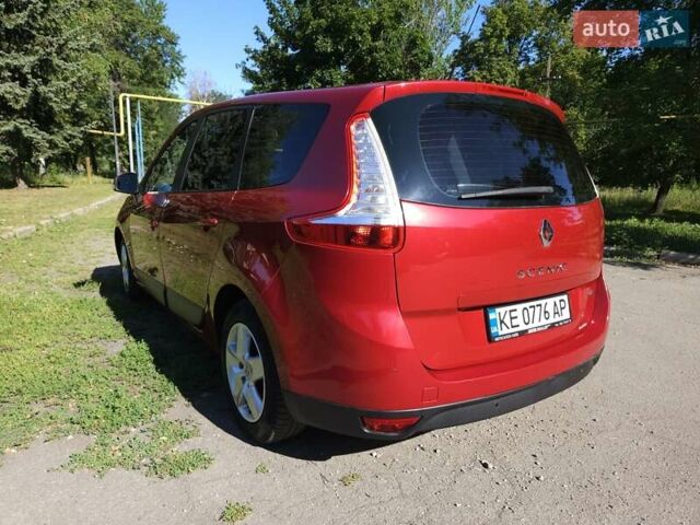 Червоний Рено Сценік, об'ємом двигуна 1.46 л та пробігом 264 тис. км за 7850 $, фото 11 на Automoto.ua