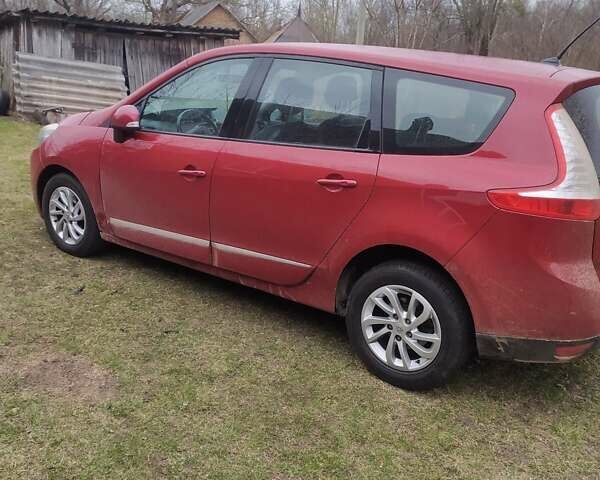 Красный Рено Сценик, объемом двигателя 1.6 л и пробегом 237 тыс. км за 7500 $, фото 7 на Automoto.ua