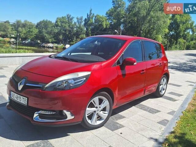 Красный Рено Сценик, объемом двигателя 1.46 л и пробегом 210 тыс. км за 8999 $, фото 4 на Automoto.ua