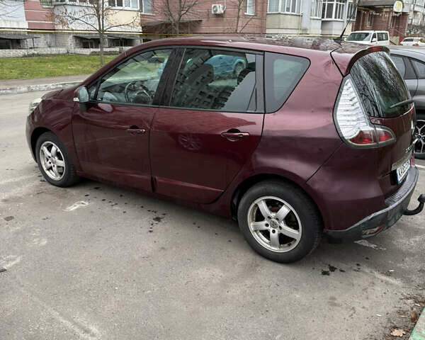 Червоний Рено Сценік, об'ємом двигуна 1.6 л та пробігом 236 тис. км за 4700 $, фото 10 на Automoto.ua