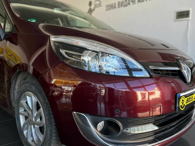 Красный Рено Сценик, объемом двигателя 1.5 л и пробегом 135 тыс. км за 12100 $, фото 1 на Automoto.ua