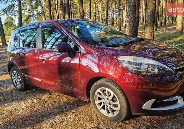 Червоний Рено Сценік, об'ємом двигуна 2 л та пробігом 175 тис. км за 9300 $, фото 7 на Automoto.ua