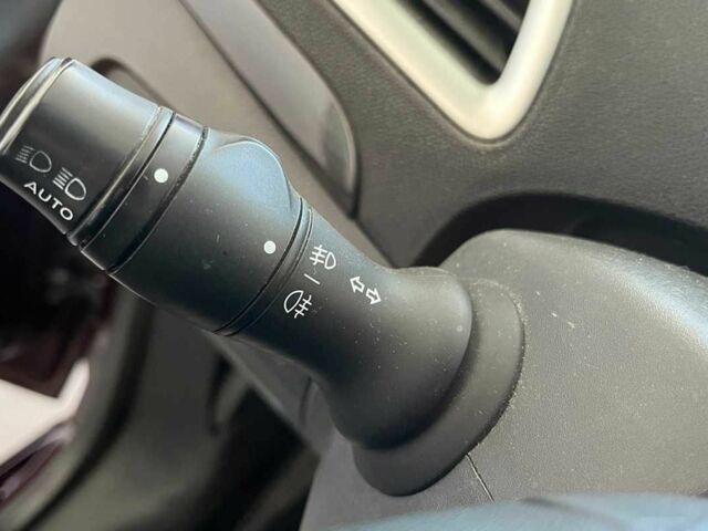 Красный Рено Сценик, объемом двигателя 1.5 л и пробегом 135 тыс. км за 12100 $, фото 14 на Automoto.ua