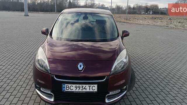 Красный Рено Сценик, объемом двигателя 1.5 л и пробегом 186 тыс. км за 7999 $, фото 4 на Automoto.ua