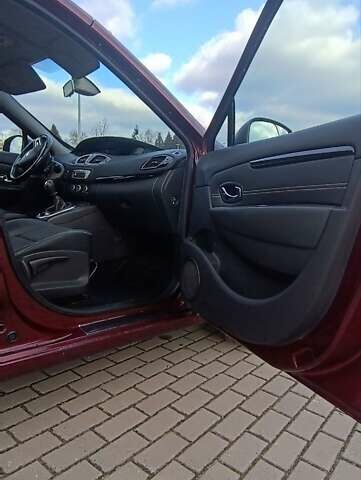 Красный Рено Сценик, объемом двигателя 1.5 л и пробегом 186 тыс. км за 7999 $, фото 31 на Automoto.ua