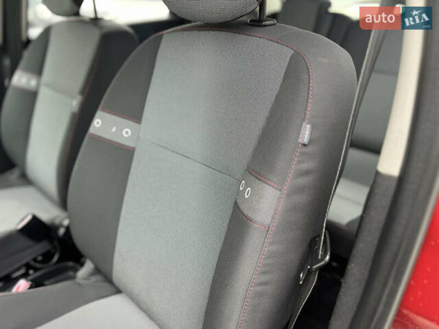 Красный Рено Сценик, объемом двигателя 1.5 л и пробегом 228 тыс. км за 8700 $, фото 30 на Automoto.ua