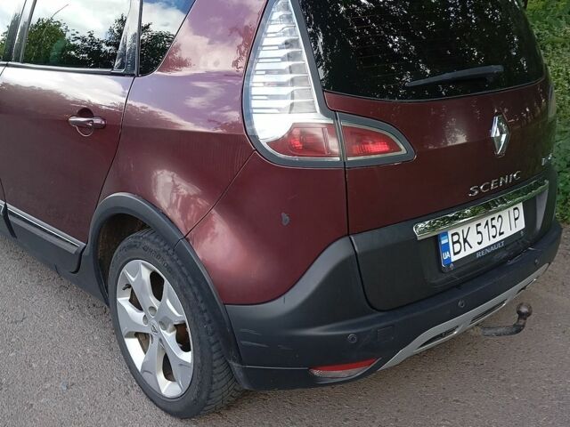 Червоний Рено Сценік, об'ємом двигуна 1.6 л та пробігом 187 тис. км за 9300 $, фото 1 на Automoto.ua