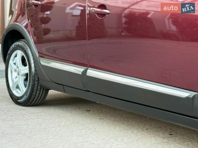 Красный Рено Сценик, объемом двигателя 1.46 л и пробегом 239 тыс. км за 9600 $, фото 26 на Automoto.ua