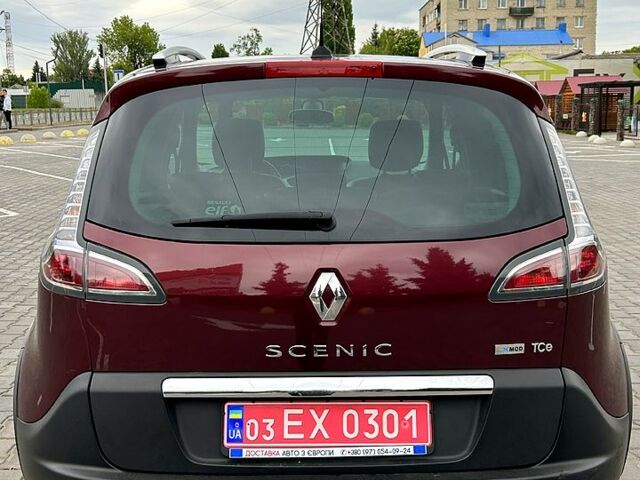 Красный Рено Сценик, объемом двигателя 1.6 л и пробегом 203 тыс. км за 8700 $, фото 1 на Automoto.ua