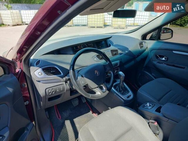 Красный Рено Сценик, объемом двигателя 1.46 л и пробегом 202 тыс. км за 9700 $, фото 11 на Automoto.ua