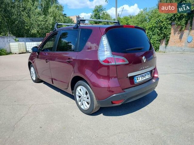 Красный Рено Сценик, объемом двигателя 1.46 л и пробегом 202 тыс. км за 9700 $, фото 13 на Automoto.ua