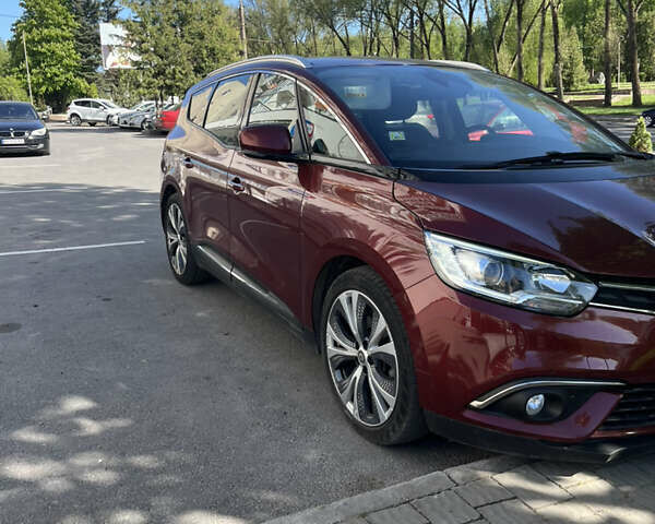Красный Рено Сценик, объемом двигателя 1.6 л и пробегом 280 тыс. км за 13900 $, фото 3 на Automoto.ua
