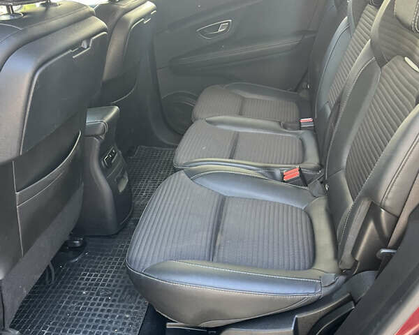 Красный Рено Сценик, объемом двигателя 1.6 л и пробегом 280 тыс. км за 13900 $, фото 8 на Automoto.ua