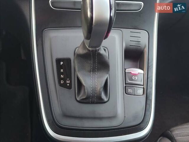 Красный Рено Сценик, объемом двигателя 1.46 л и пробегом 154 тыс. км за 14499 $, фото 25 на Automoto.ua