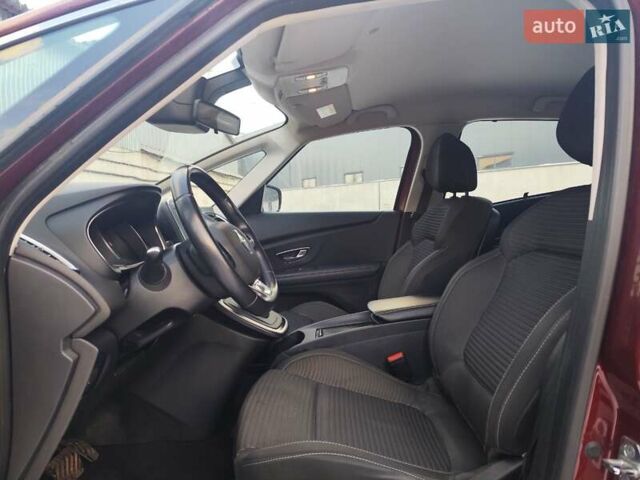 Красный Рено Сценик, объемом двигателя 1.46 л и пробегом 154 тыс. км за 14499 $, фото 8 на Automoto.ua