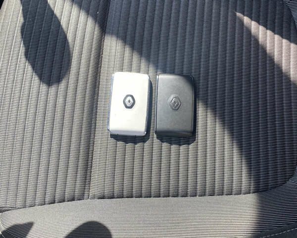 Красный Рено Сценик, объемом двигателя 1.46 л и пробегом 154 тыс. км за 15000 $, фото 29 на Automoto.ua