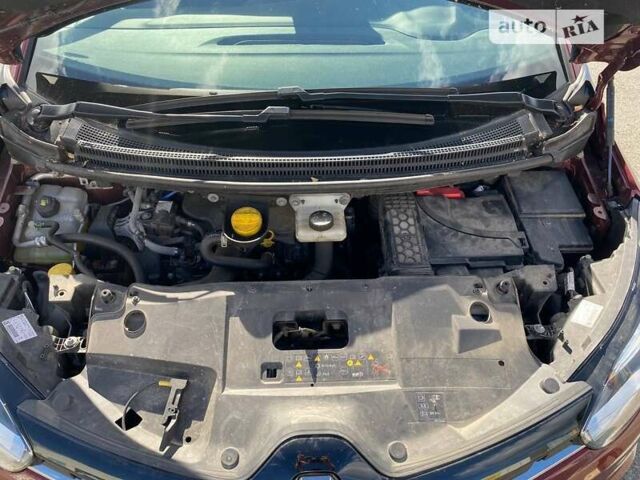 Красный Рено Сценик, объемом двигателя 1.46 л и пробегом 154 тыс. км за 15000 $, фото 28 на Automoto.ua